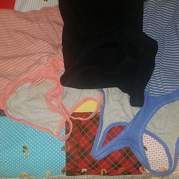 3 Womens medium Champion workout tanks - Picture 2 of 4